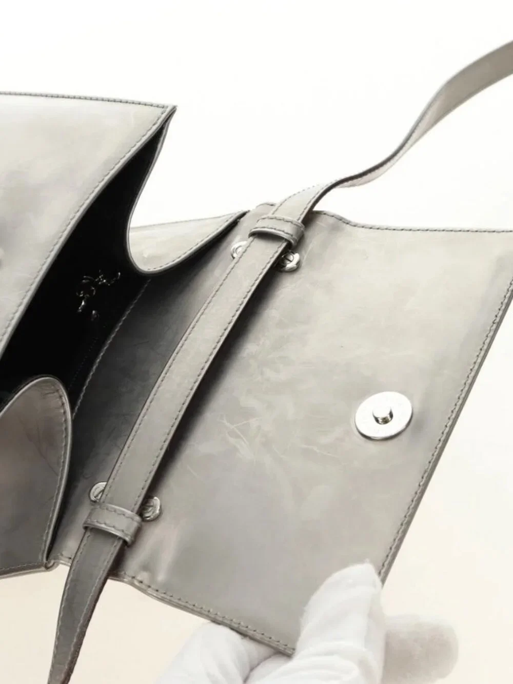 Salvatore Ferragamo Gancini Hand Bag Patent leather 2way Silver Auth 184795V
